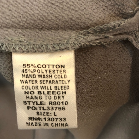 Sold Umgee Gray cold shoulder balloon sleeve - Picture 8 of 10